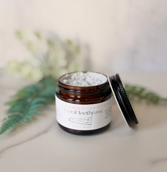Mineral Toothpaste Powder | Natural Whitening with Activated Charcoal, Coconut Oil & Peppermint — Fluoride-Free, Enamel-Strengthening Oral Care